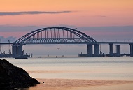 Открыто автомобильное движение по Крымскому мосту