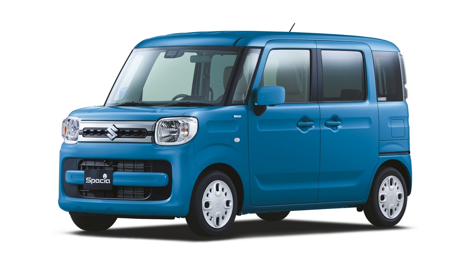 Новый кроссовер Suzuki Spacia Gear - внедорожный декор и полный привод