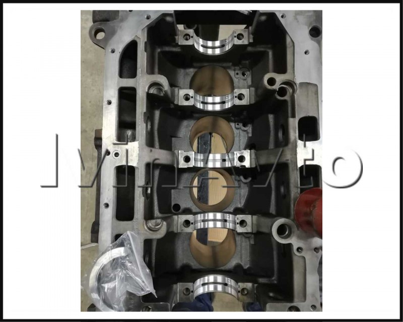 Двигатель Шорт блок+ГБЦ в сборе Хендай Гранд Старекс (Hyundai Grand Starex) евро 4 (столбик)