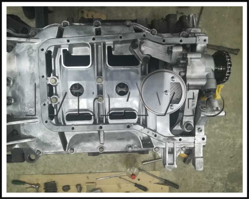 Двигатель Шорт блок+ГБЦ в сборе Хендай Гранд Старекс (Hyundai Grand Starex) евро 4 (столбик)