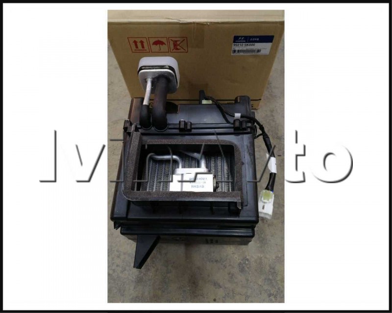 Испаритель кондиционера Hyundai HD-65,HD-78, D4GA Hyundai/Kia 992105K000