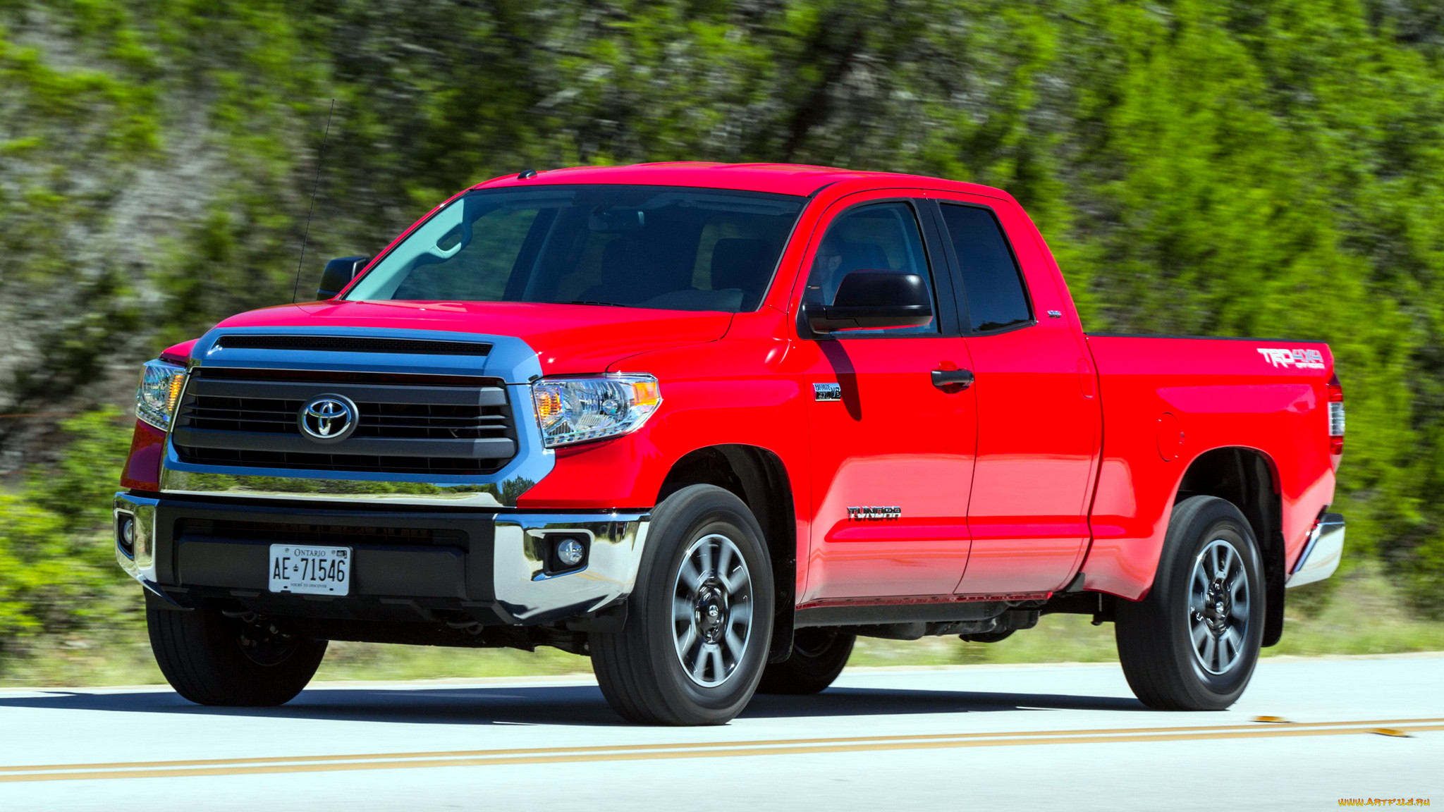 Toyota tundra фото