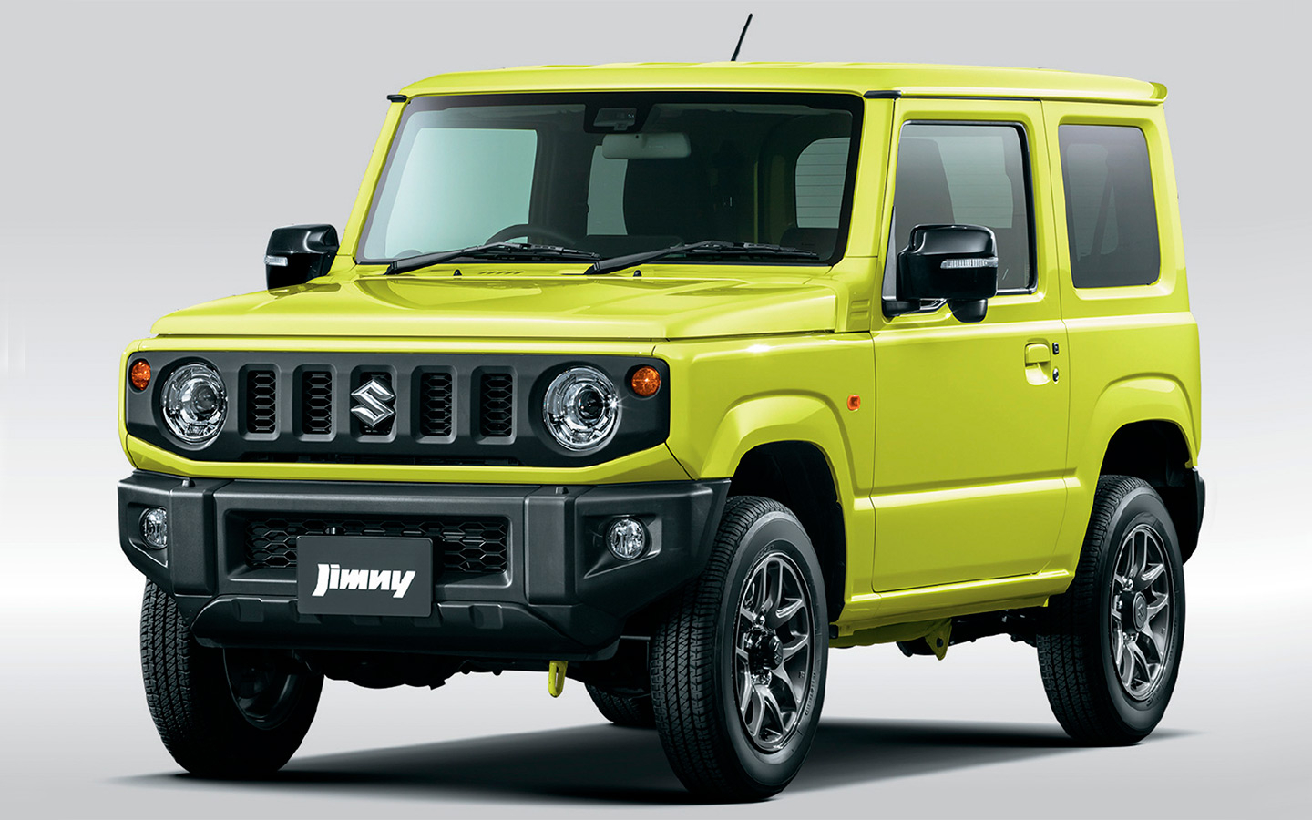 Suzuki модернизировала внедорожник Jimny