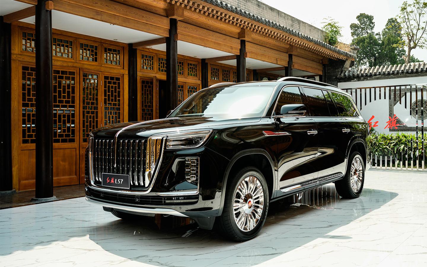 В Китае Hongqi показала конкурента Aurus Komendant. Цены и характеристики