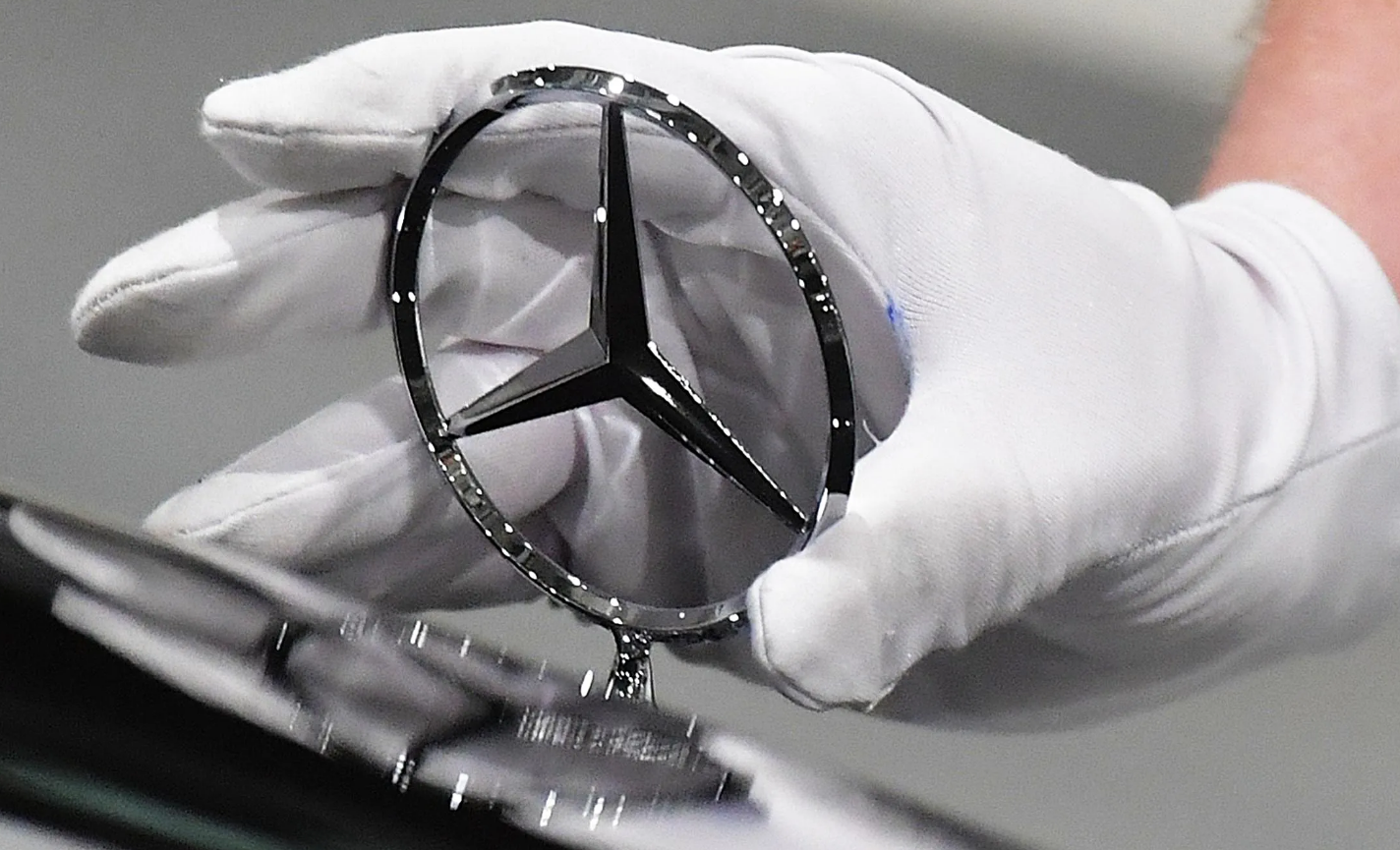 Mercedes-Benz занялась продажей российского завода