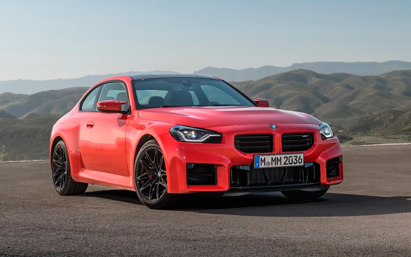 BMW m2 черная матовая