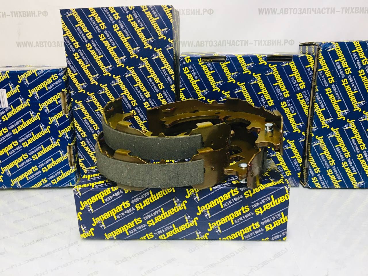 В наличии колодки для стояночного тормоза от Итальянского производителя "Japanparts"