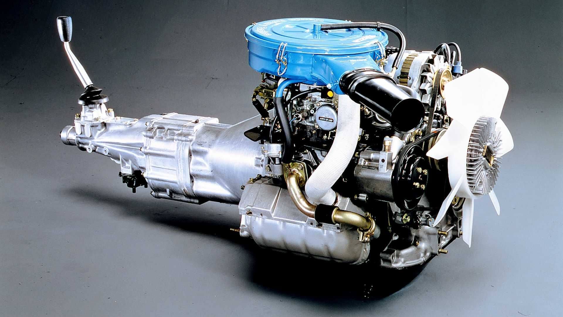 Модель с роторно-поршневым двигателем, нового поколения от Mazda.