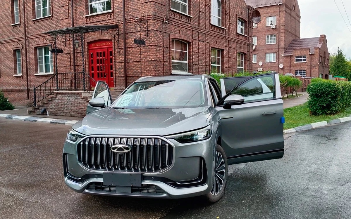 В России появился новый кроссовер Chery Tiggo 9