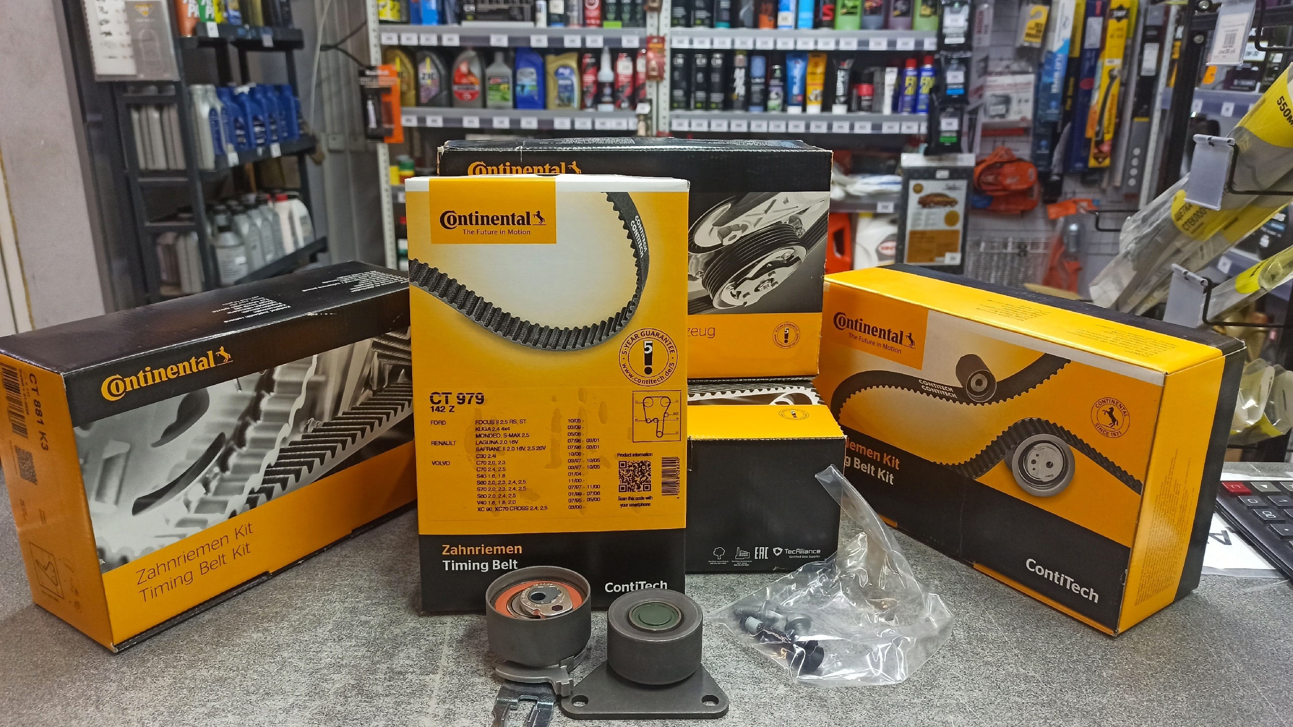 Комплект ГРМ на Volvo S60/S80 2.4 ContiTech 11 660р.