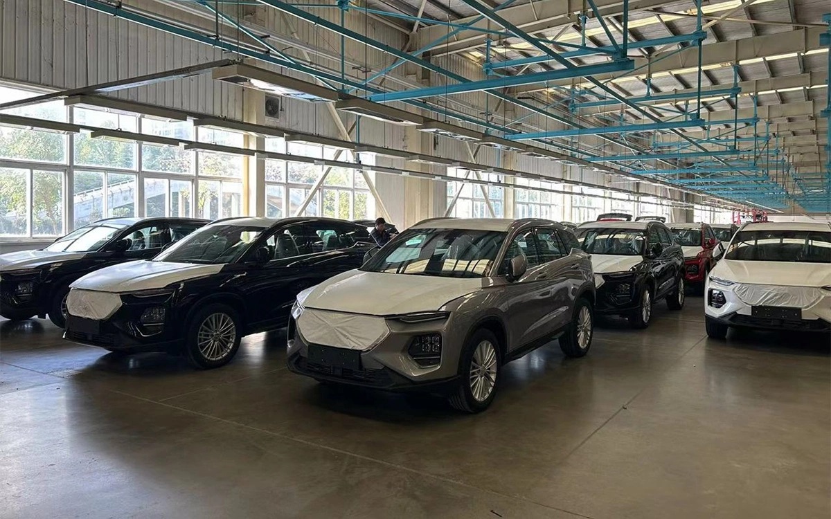 Китайская Haima показала кроссоверы 8S, выпущенные для России