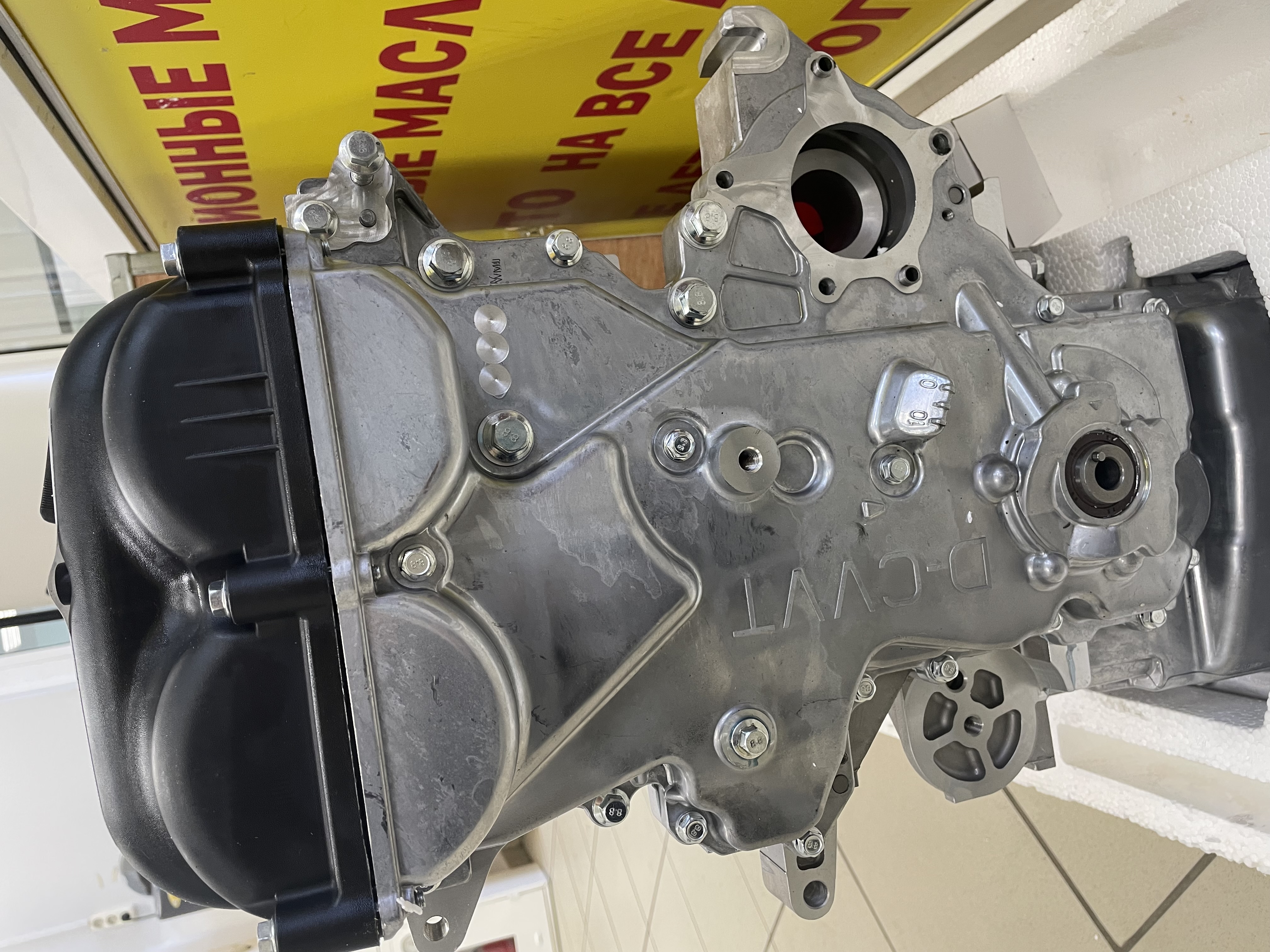 Поступил на склад новый  двигатель g4fc  1,6  g4fg 1.6  HYUNDAI KIA 