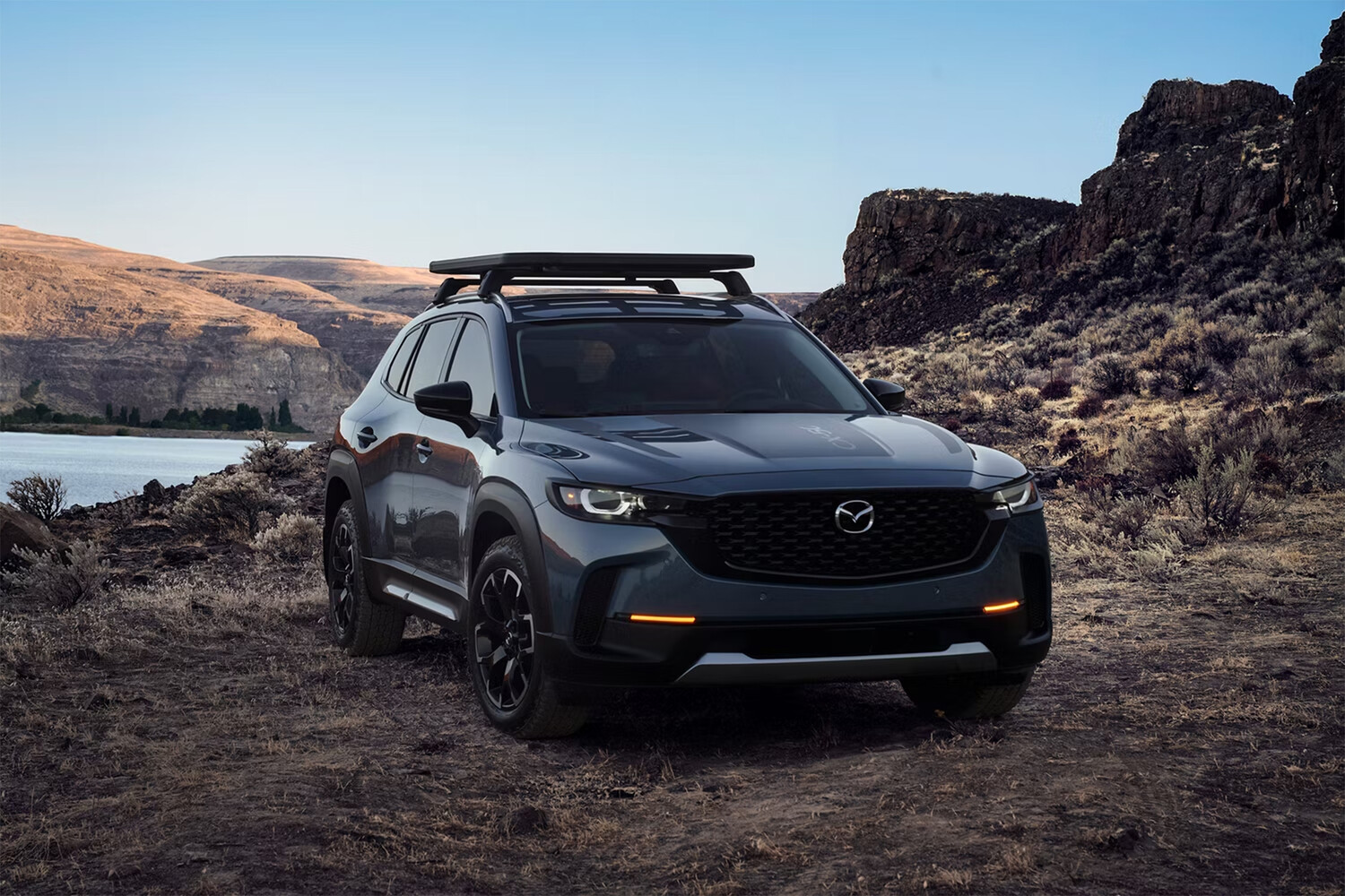 Mazda внедрила в кроссовер CX-50 мотор от Toyota.