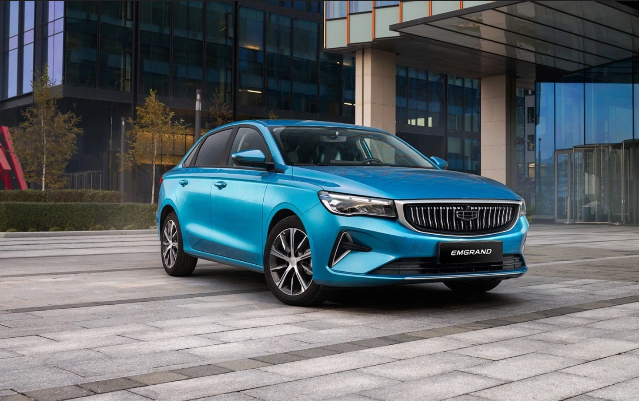 Belgee расширяет модельный ряд: Geely Emgrand станет Belgee S50