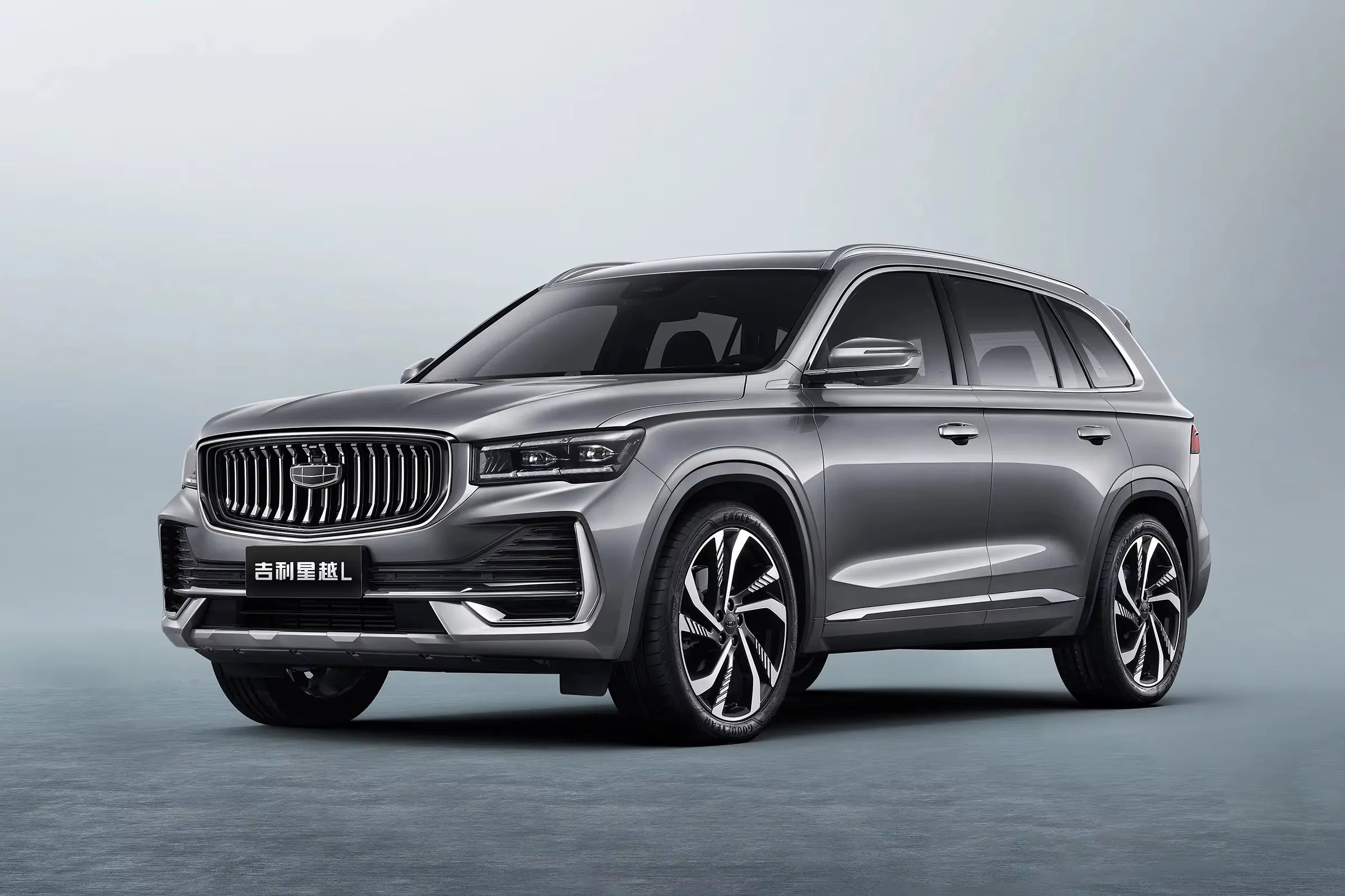 Geely Monjaro стал лидером по продажам в Китае.