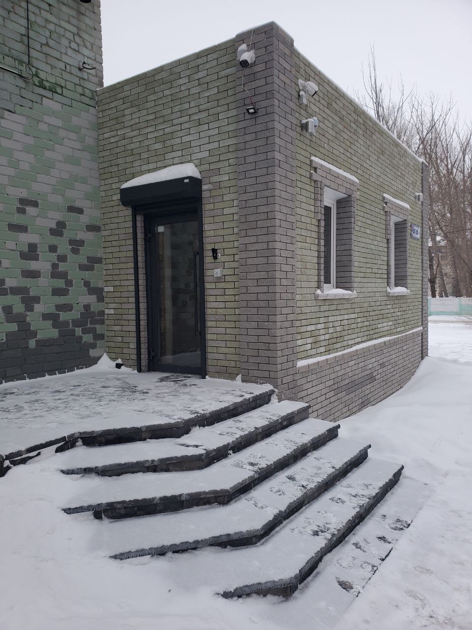 Вход в офис Gepart.shop, Павлодар, ул. Сураганова 12/2