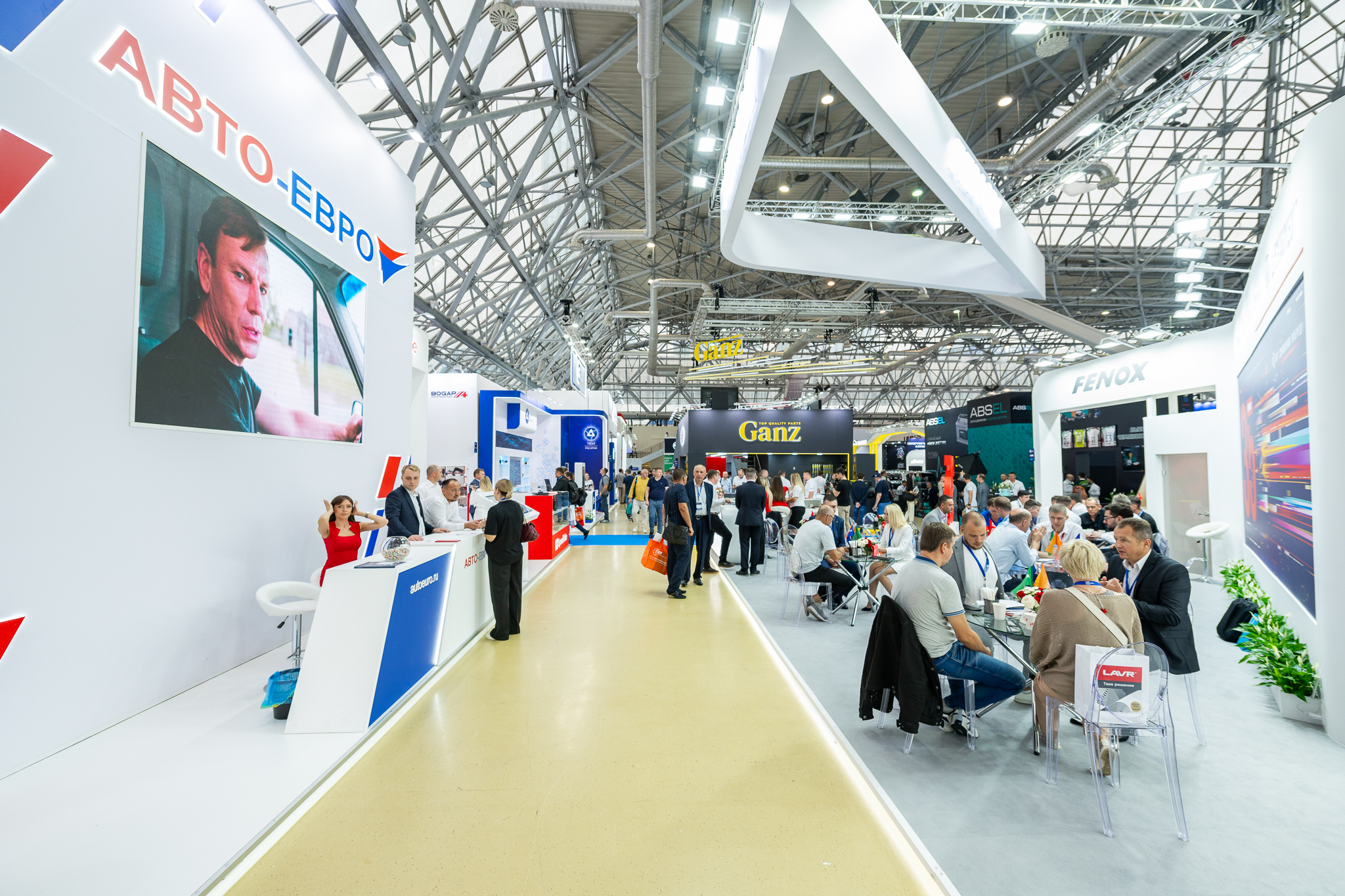 Выставка MIMS Automobility Moscow 2025 подвела итоги: рекордное число участников и новые тренды авторынка