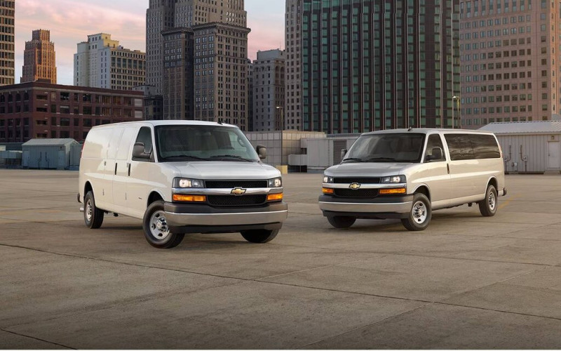 Chevrolet Express и GMC Savana