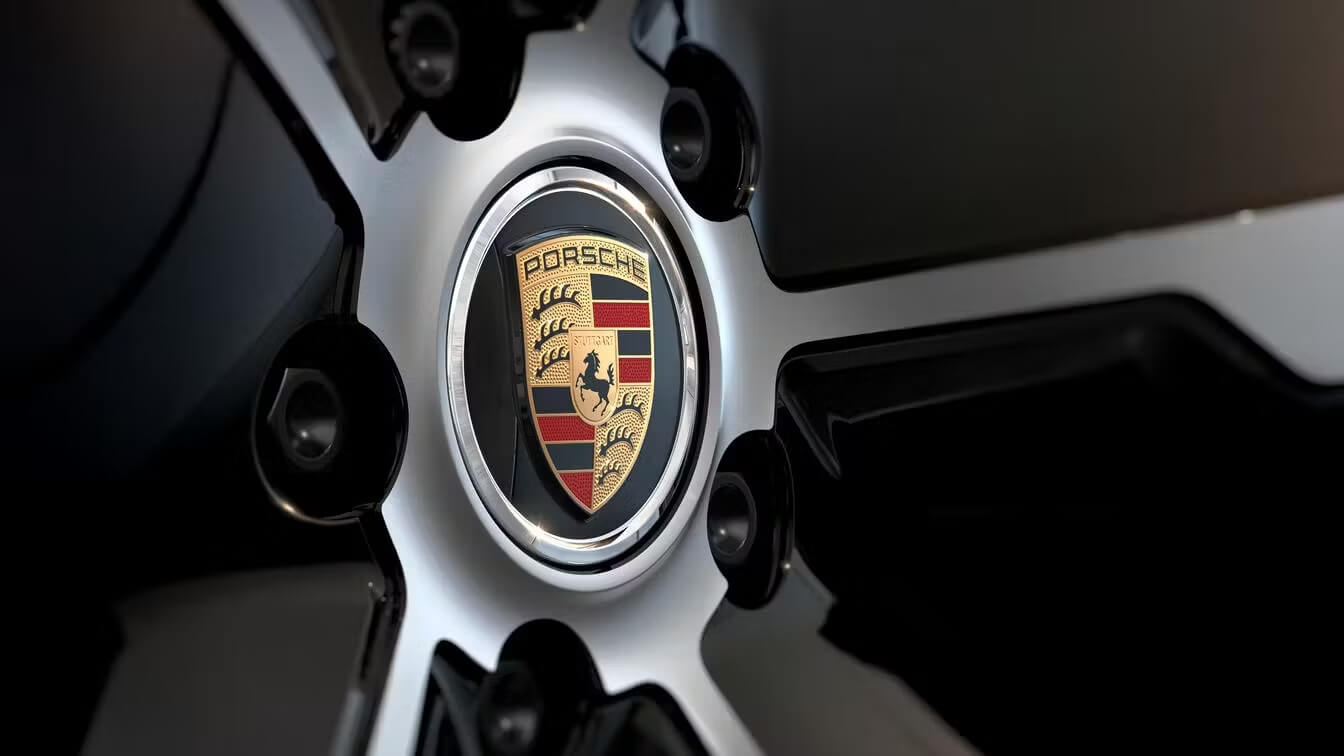 Почему запчасти для Porsche требуют точного подбора: особенности спортивной инженерии