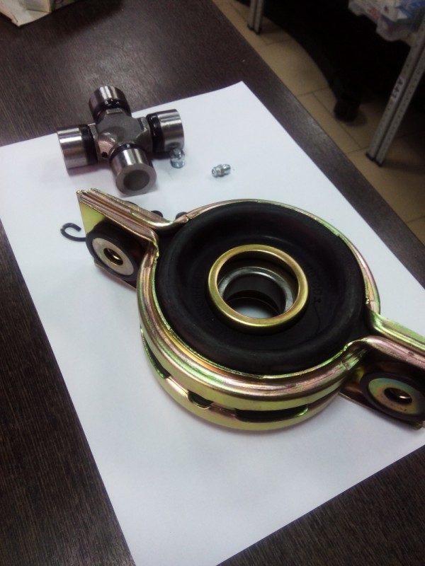 Подвесной подшипник starex 2006. Подвесной подшипник grand starex. Подвесной подшипник хендай гранд старекс 2009. Подвесной starex. Подвесной подшипник карданного вала гранд старекс 2010.