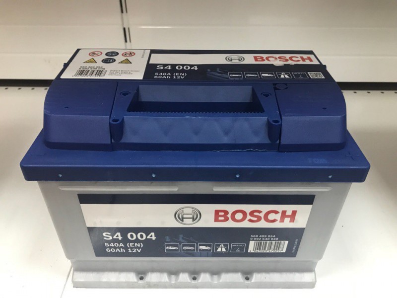 Аккумулятор bosch. Bosch s4 005. Bosch s4 / s5. Автомобильный аккумулятор Bosch s4 019. Bosch s4 e40.